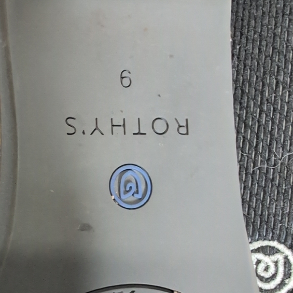 Rothy Brown and Black Leopard Print Flats size 9 - Picture 9 of 10